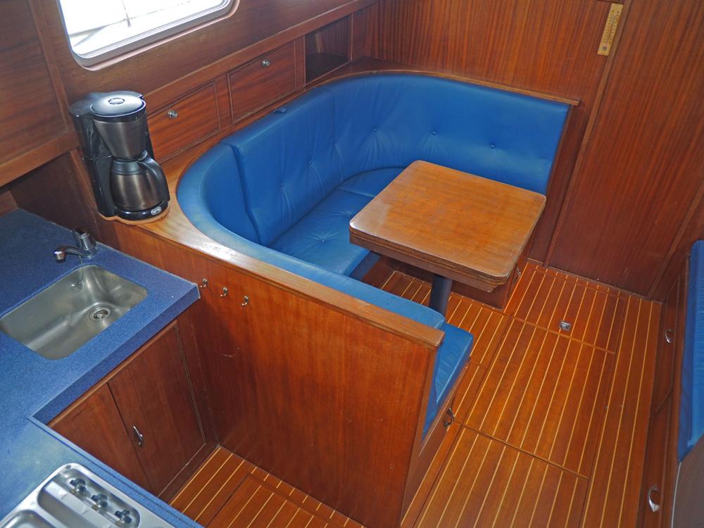 Salon, H&eacute;bergements